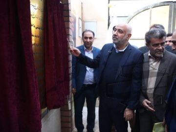 وزیر تعاون، کار و رفاه اجتماعی ابراز امیدواری کرد: فرزندخواندگی کودکان بی‌سرپرست در کشور بیشتر مورد توجه خانواده‌ها قرار گیرد.