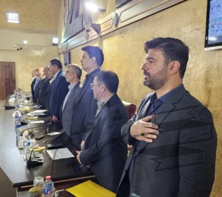 نشست رفع موانع اقتصادی و تولید شهرهای آبادان و خرمشهر