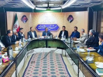 نشست ساماندهی یادمان های شهدا و عملیاتی دوران دفاع مقدس در سطح شهرستان آبادان