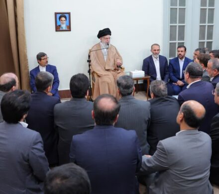 رهبر انقلاب اسلامی در دیدار وزیر کشور و استانداران