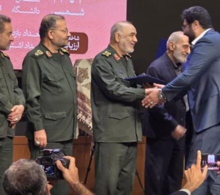 تقدیر فرمانده کل سپاه از مدیرعامل پتروشیمی مارون