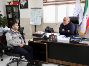 شنیدن صدای کارگران، دیدار مدیر عامل شرکت پالایش گاز هویزه خلیج فارس با نماینده کارگران جهت بررسی مطالبات صنفی
