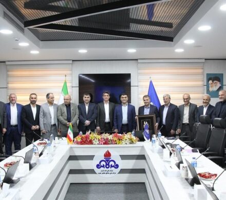 مراسم تکریم و معارفه مدیرعامل شرکت بهره‌برداری نفت و گاز مسجدسلیمان برگزار شد