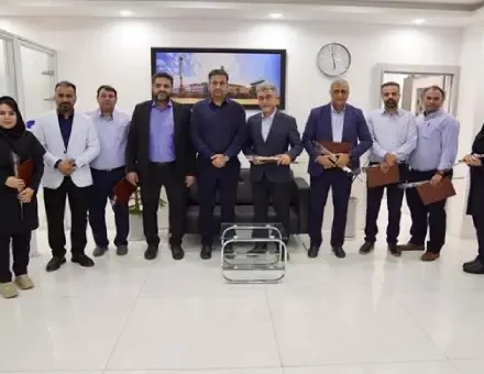تجلیل از کارکنان واحد برنامه‌ریزی به مناسبت روز آمار و برنامه‌ریزی در شرکت پالایش گاز هویزه خلیج‌فارس