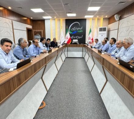بررسی مشکلات فنی و افزایش ظرفیت تولید در پالایش گاز هویزه خلیج‌فارس/ قائم‌مقام شرکت: تسریع در رفع موانع عملیاتی، کلید افزایش بهره‌وری پالایشگاه
