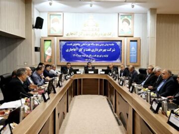 تأکید مدیرعامل مناطق نفت‌خیز جنوب بر تداوم افزایش تولید و کاهش گازسوزی در شرکت آغاجاری