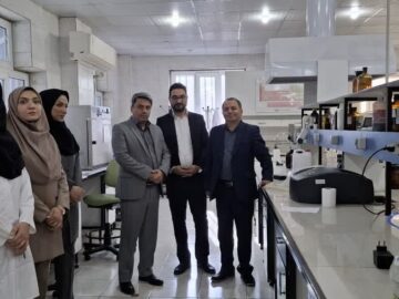 بازدید نماینده دفتر نظارت بر بهداشت آب شرکت مهندسی آبفا کشور از آزمایشگاه مرکزی آبفا خوزستان