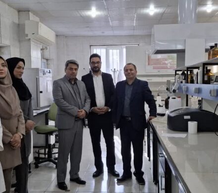 بازدید نماینده دفتر نظارت بر بهداشت آب شرکت مهندسی آبفا کشور از آزمایشگاه مرکزی آبفا خوزستان