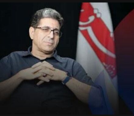 محمدرضا سعیدی، مدیرعامل شستا درباره بحث واگذاری شرکت‌های تابعه وزارت کار طبق قانون برنامه هفتم توسعه و اینکه حرکت از سوی بنگاه‌داری به سهامداری در این مجموعه چطور قرار است انجام شود گفت‌وگو کرده است