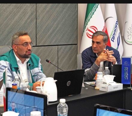 دکتر نجفی: از طرح های توسعه ای و تکمیل زنجیره ارزش متانول حمایت می کنم / مهندس فخرایی: از همکاری مشترک با مبین استقبال می کنیم