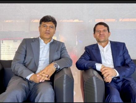 مدیرعامل جدید‌‌ پتروشیمی شهید تندگویان، در نوزدهمین نمایشگاه ایران‌پلاست با معاون وزیر نفت و مدیرعامل شرکت ملی صنایع پتروشیمی دیدار و گفتگو کرد.