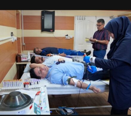 مشارکت گسترده کارکنان پتروشیمی بندرامام در سنت حسنه اهدای خون