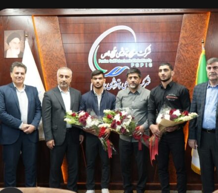 قهرمانان خوزستانی کشتی فرنگی جهان در پتروشیمی بندرامام استخدام شدند