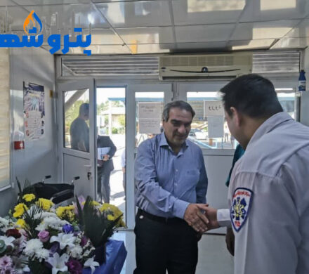 تقدیر از کادر درمان پتروشیمی کارون به مناسبت روز پرستار