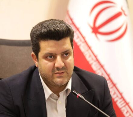 در شرایط جنگی کشور، محکم‌تر از همیشه در سنگر خدمت ایستاده ایم
