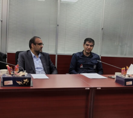 در نشست حمیدیان با مدیران فولاد زرند ایرانیان مطرح شد